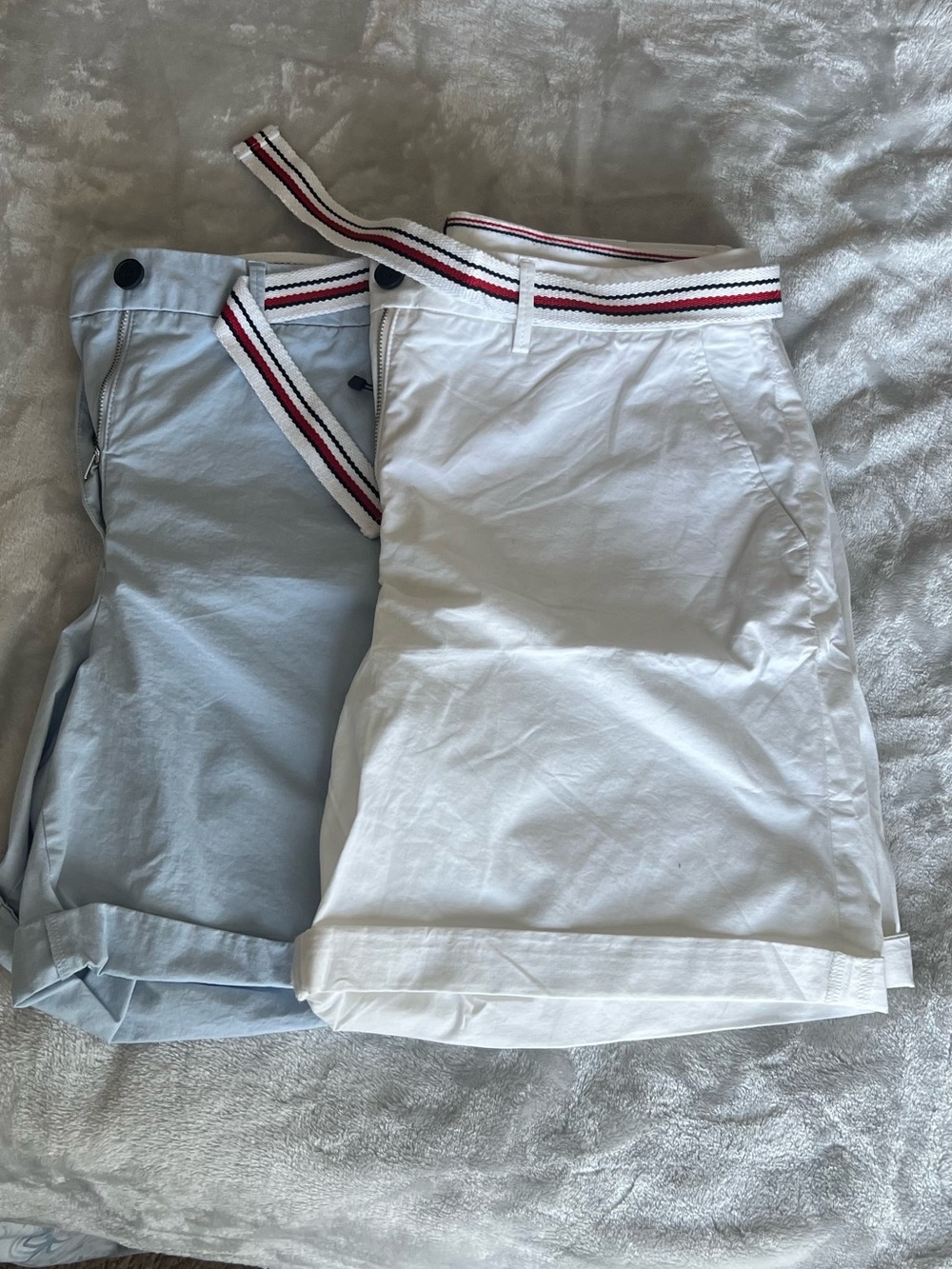 4 pair of Tommy Hilfiger shorts. Size 10. - Picture 15 of 15